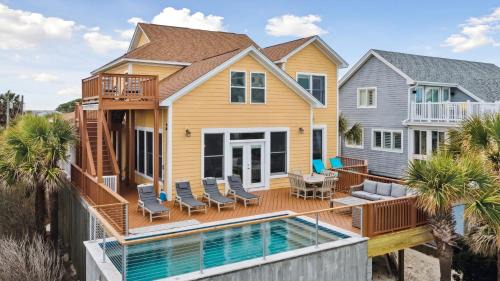 Folly Beach House | Oceanfront w Pool Panoramic Deck Views 5BDR Folly Ocean Breeze by AvantStay
