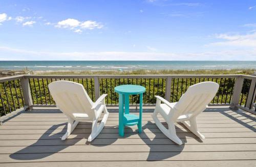 Pine Knoll Shores House | Oceans 2 condo