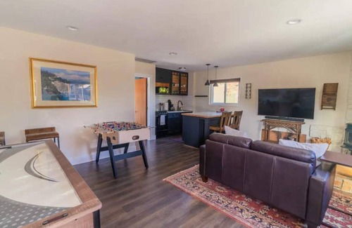 Fort Bragg House | Oceanside Oasis 4br&4ba with Game Room