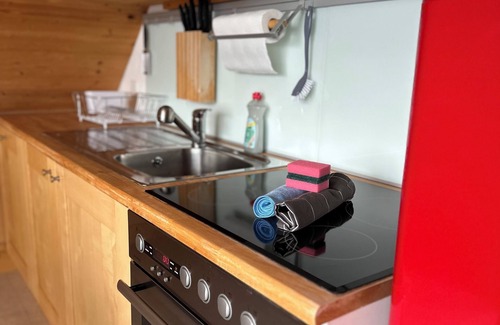 Zwieselberg Apartment | OctoberPanormamablick, NH Spiez, 10 min from Lake Thun