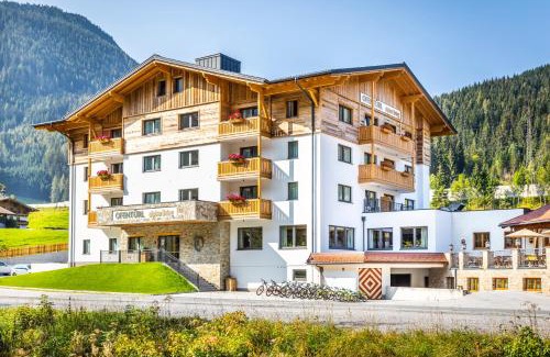 Flachau Apartment | OFENTÜRL alpine living