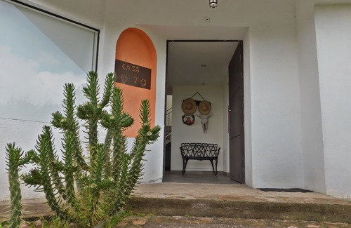 Ixtlahuaca de Rayon House | Off-grid Getaway House, Cozy & Spacious! Excellent view of Ixtlahuaca Valley