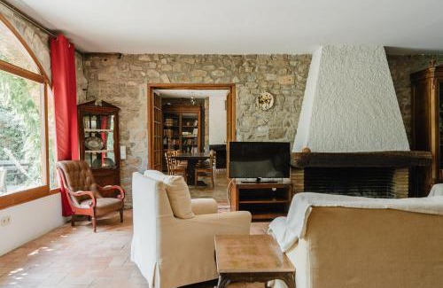 Seguero Hotel | Off Grid Girona - NEW OPENING