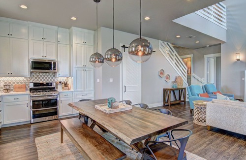 Cinnamon Shore House | Off The Beachin' Path 103 FI