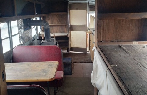 Carson Cabin | Off the grid bus #2