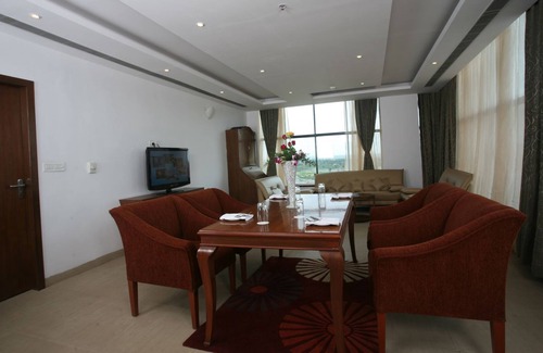 Bommaraspet Hotel | Oh Biz Executive at Leonia