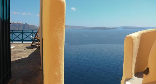 Oia House | Oia VineyART Homes