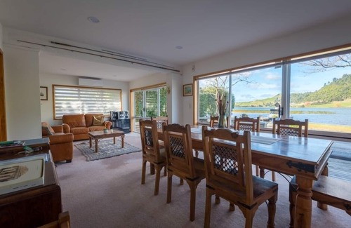 Lake Okareka House | OKAREKA LAKE EDGE VERY POPULAR LAKESIDE PROPERTY WITH WATER TOYS INCLUDED