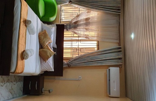 Mushin House | OLAXY3 Modern & Cosy En Suite Rooms. 3 Taofik Abolaji Street. Ilasa Mushin Lagos