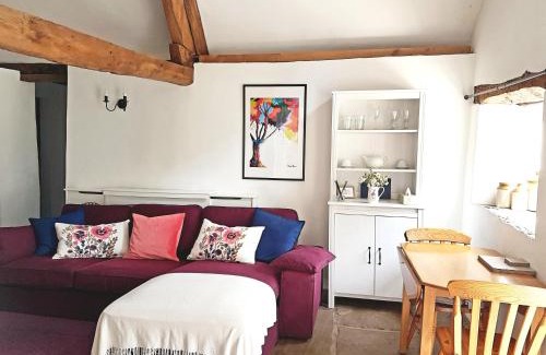 Longtown House | Old Bake House Cottage @ Cwm Mill