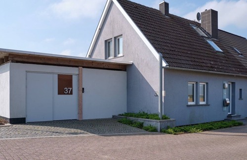 Breberen Apartment | Old customs house 37