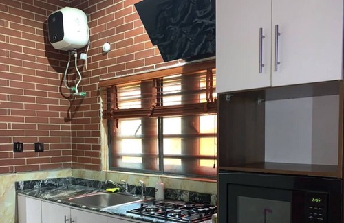 Owerri Hotel | Old English Torf Apartment