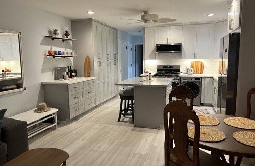 Ualapue Condo | Old Hawaii at its best Molokai Wavecrest Resort with Ocean and West Maui views