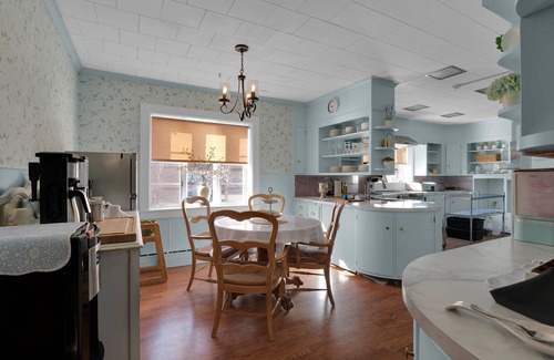 Olean Bed & Breakfast | Old Library Inn - Jane Austen Room