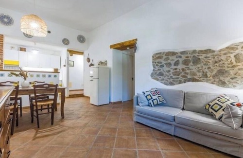 Piraino Apartment | Old nineteenth century rural house, lately restored, beautifully landscaped, at only 900 mt. from the shore, before the Eolie islands