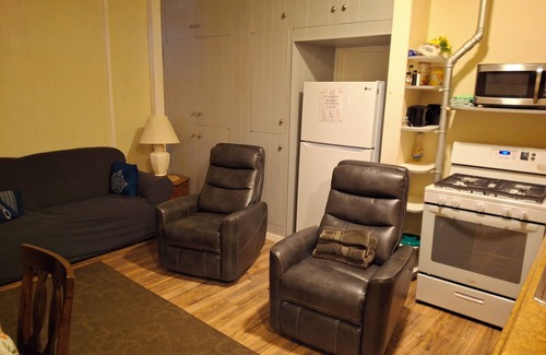 Olcott Apartment | Old Olcott Beach Firestation Guestrooms and Suites