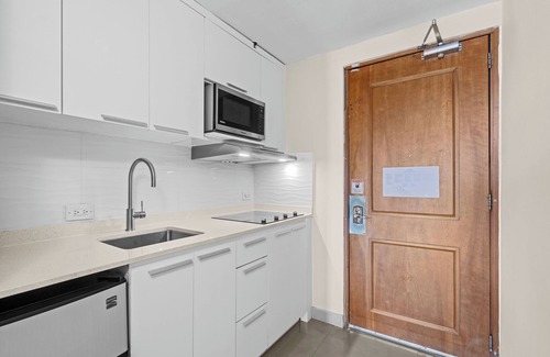 Puerta de Tierra Apartment | Old San Juan | Seaside Studio | Veranda | Ocean Vista