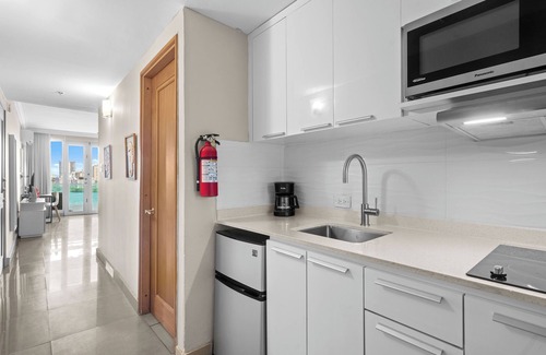 Puerta de Tierra Apartment | Old San Juan | Seaside Studio | Veranda | Ocean Vista