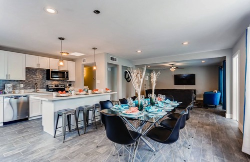 Scottsdale Estates Nine House | Old Town Abode by Rebl|Heated Pool|Spa|Ping Pong
