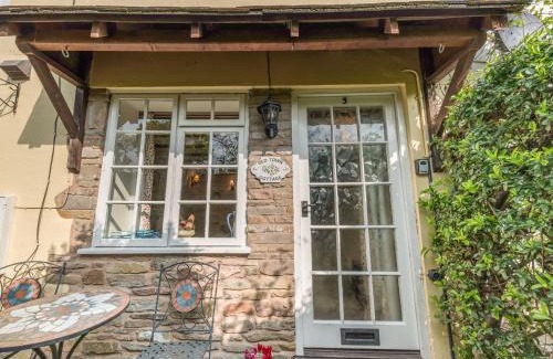 Ludwel House | Old Town Cottage