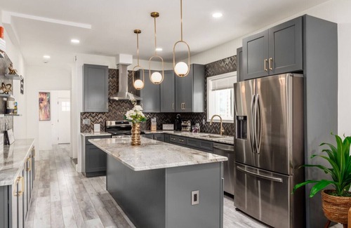 Olde Towne East House | Old Town East Luxury Escape