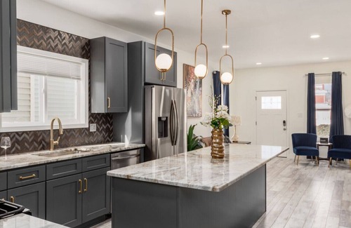 Olde Towne East House | Old Town East Luxury Escape