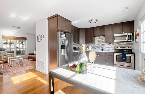 Old Village House | Old Village Getaway | 5 Minute Drive To The Beach