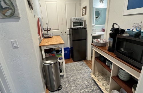 Olde Carlsbad Apartment | OLDE CARLSBAD: Cozy One Bedroom Studio - 1 mile to Village & Beach