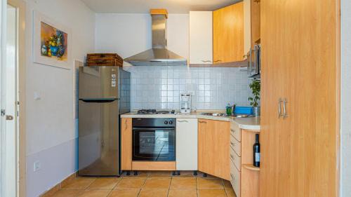 Lumbarda House | Oleander House