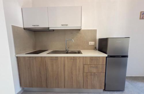 Ipsos Apartment | Olga's Sea View Studios, 400m from Ipsos Beach