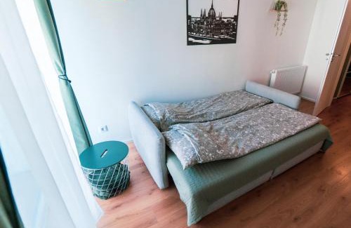 Nepszinhaz negyed Apartment | Oli Fiumei Apartman