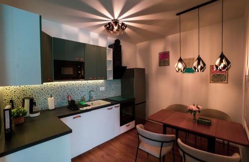 Nepszinhaz negyed Apartment | Oli Fiumei Apartman