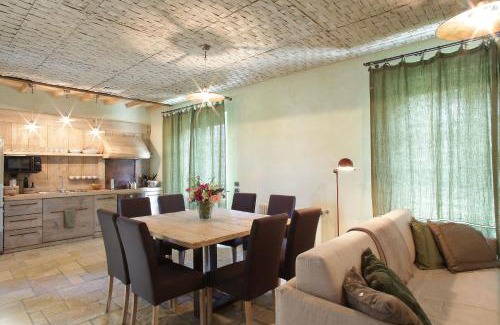 Pietrasanta House | Olimagio Farm Stay with animals and 25m pool, beach at cycling distance