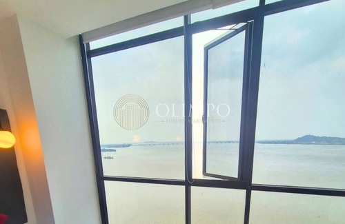 Guayaquil Apartment | Olimpo RiverSky Triple Luxury with City River View