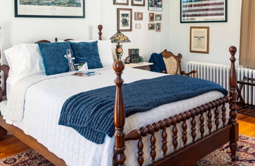 Gettysburg Bed & Breakfast | Olinger Suite in charming Olinger House B&B in historical, downtown Gettysburg.