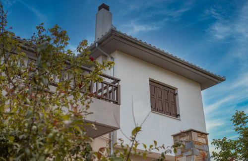 Ano Lechonia House | Olive View Cottage in Pelion
