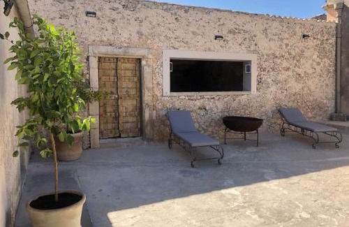 Noto House | oliveraie de caractère