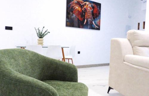 Distrito Centro Apartment | Ollerías Centro