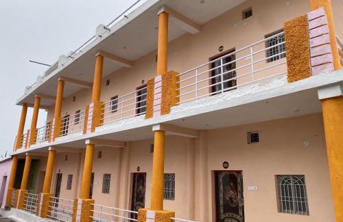 Rajendragram Hotel | Om Aadarsham