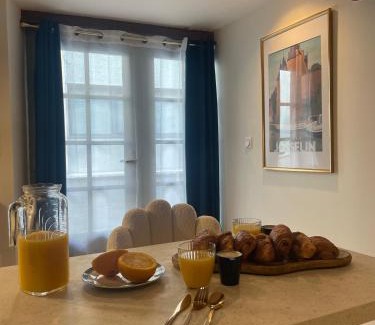 Josselin Apartment | Ombre et Douceur