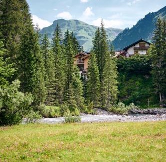 Lech am Arlberg Ski Chalet | Omesberg-Hütt'n