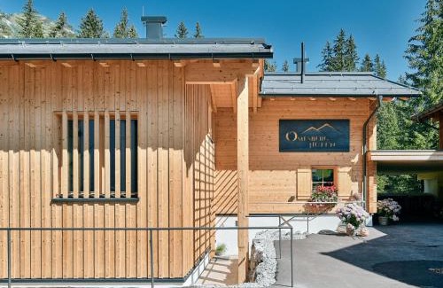 Lech am Arlberg Ski Chalet | Omesberg-Hütt'n