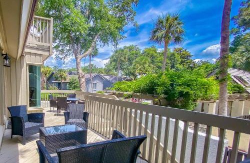 Beach Lagoon House | On Beach Time.