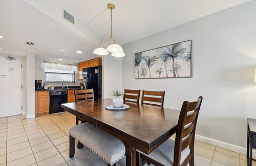 Belle Vista Condo | On The Beach! 2BR Condo