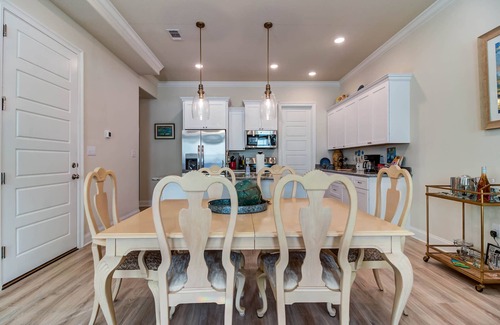 Pascagoula House | On The Dock Of The River