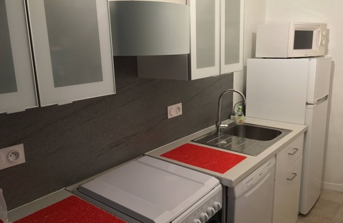 Arles City Centre Apartment | On the roofs of Arles in Provence
