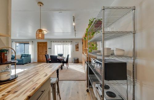 Central Point House | On Working Winery Southern Oregon Bungalow