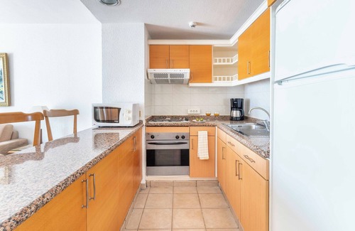 Los Cristianos Apartment | Ona Beverly Hills Suites