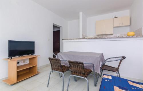Hodilje Apartment | One-Bedroom Apartment In Hodilje