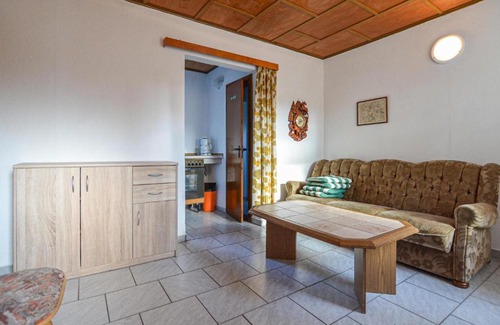 Bellin House | One-Bedroom Holiday Home in Bellin